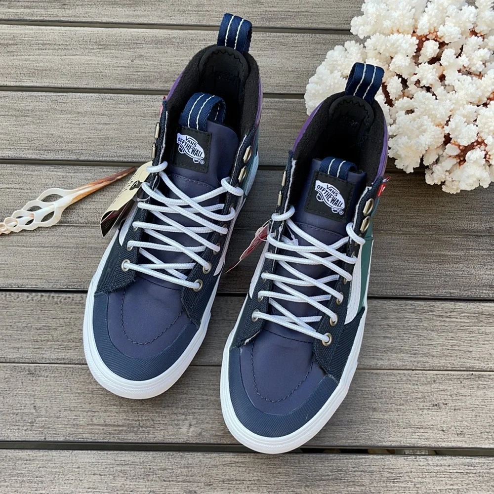 Vans Women's Multi-Color High-Top Winter Boots USED. No longer has tags.